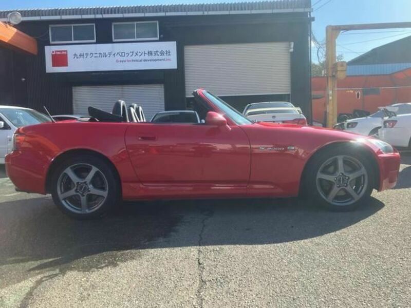 S2000