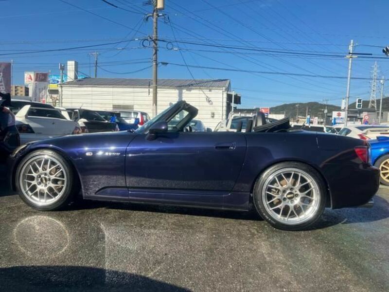 S2000