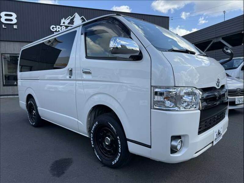 HIACE VAN