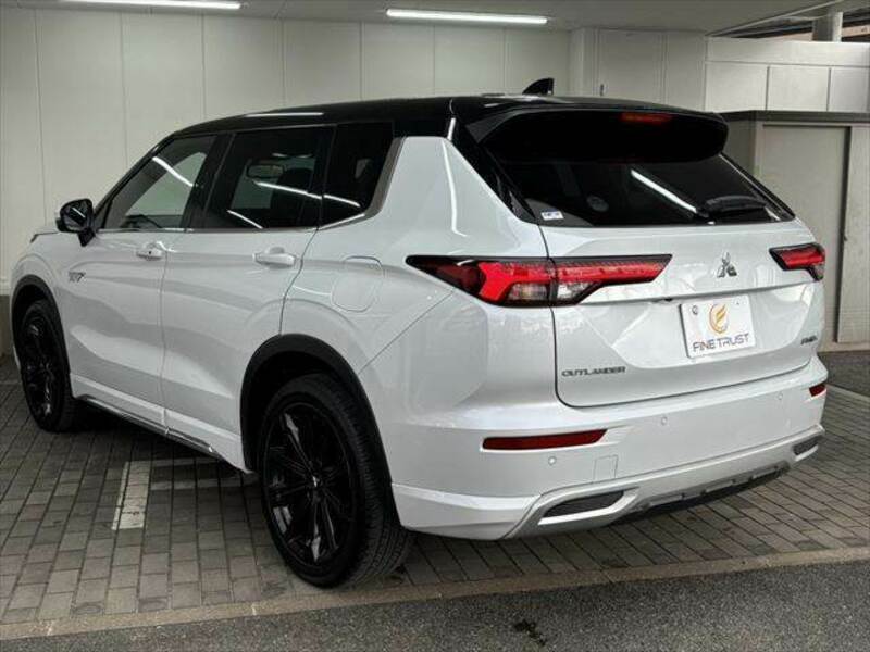 OUTLANDER PHEV