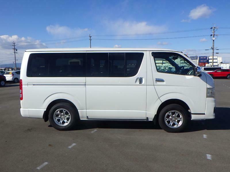 HIACE
