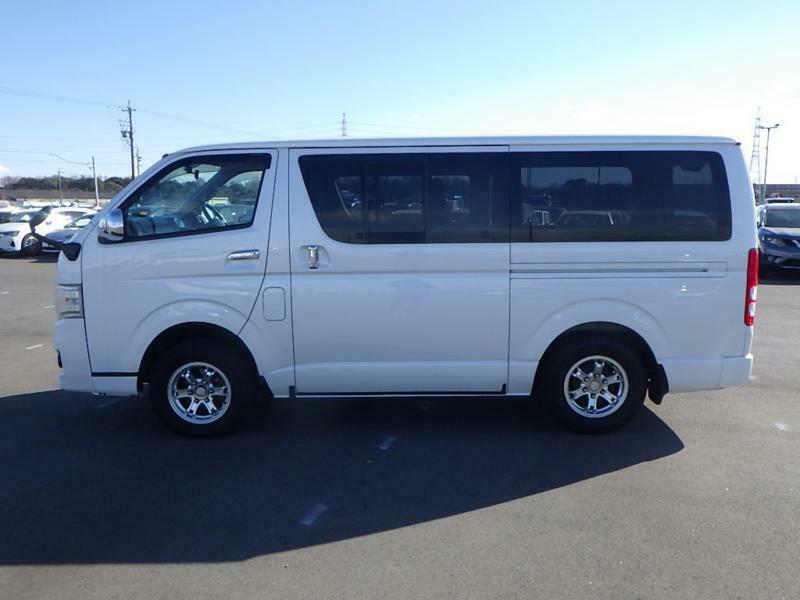 HIACE