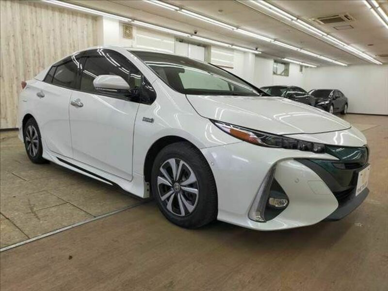 PRIUS PHV