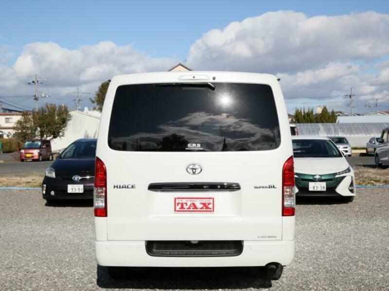 HIACE VAN