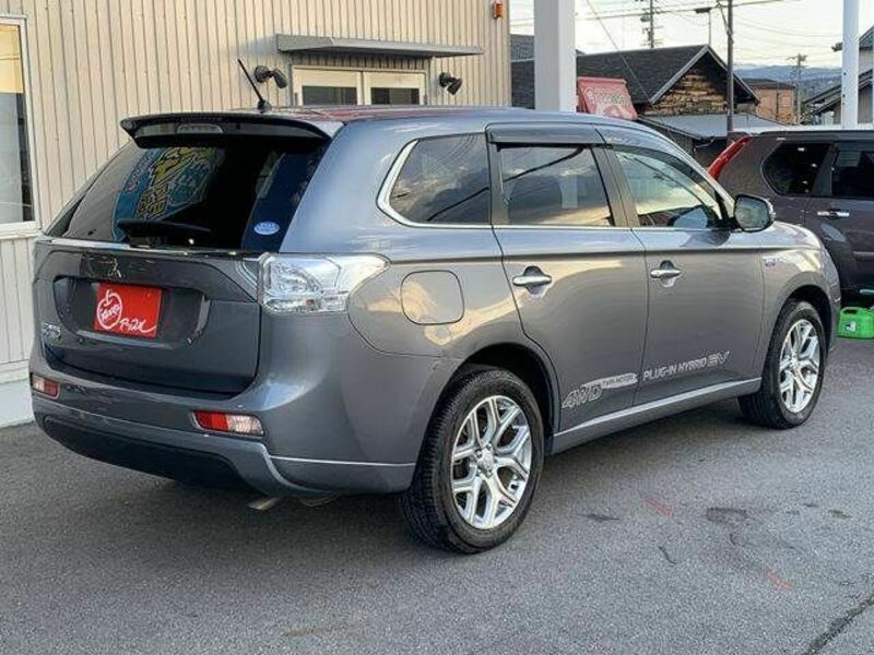 OUTLANDER PHEV