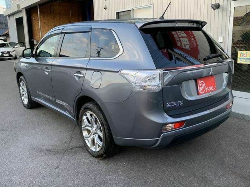 OUTLANDER PHEV