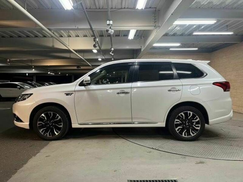 OUTLANDER PHEV