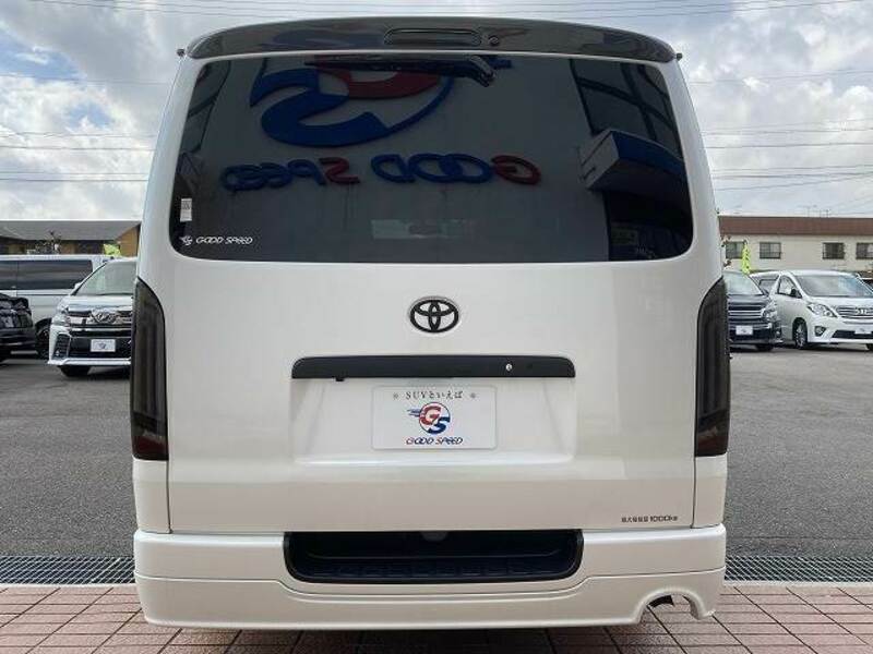 HIACE VAN-18