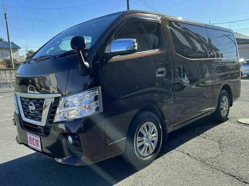 NISSAN NV350 CARAVAN