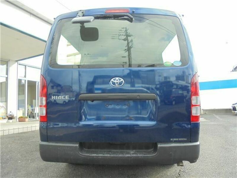 HIACE VAN