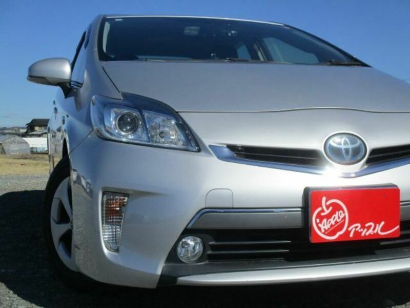 PRIUS PHV