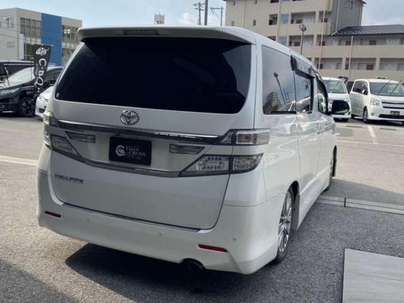 VELLFIRE