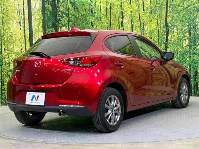 MAZDA2