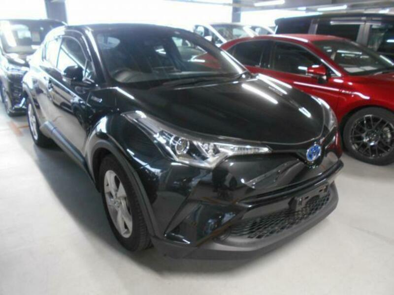 Used 2017 TOYOTA C-HR DAA-ZYX10  SBI Motor Japan