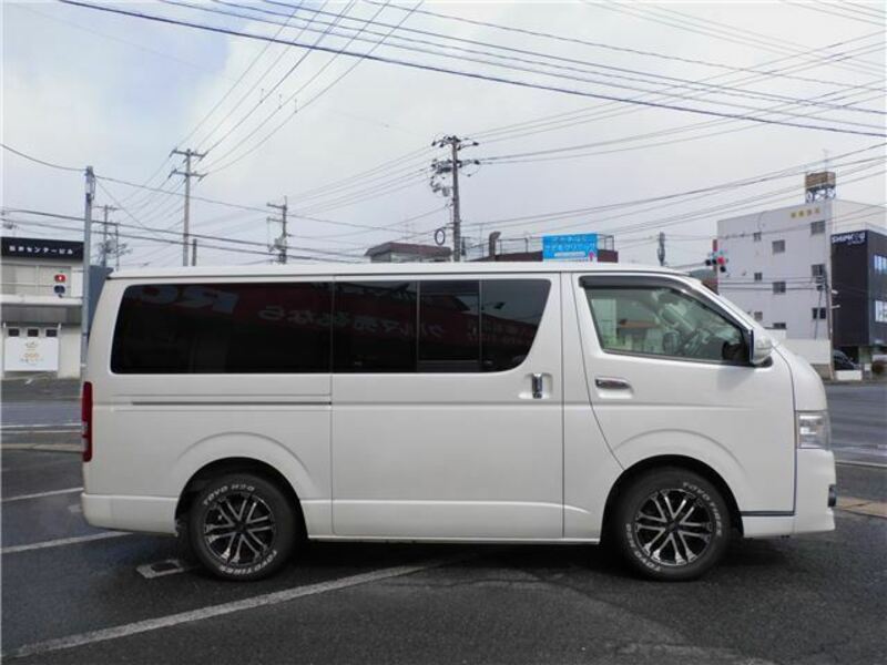 HIACE