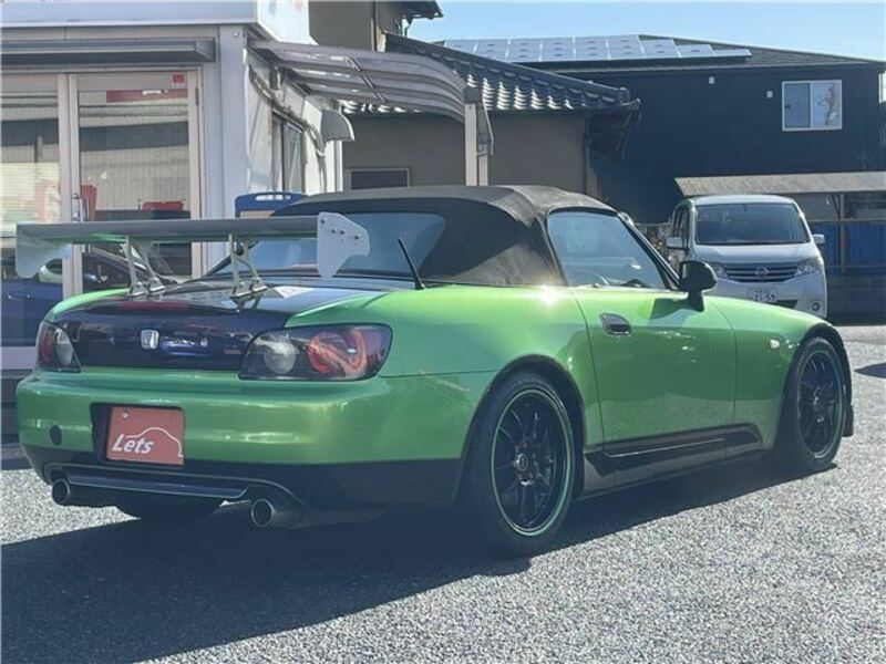 S2000