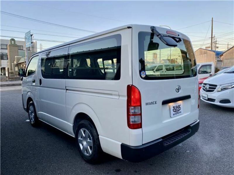 HIACE VAN