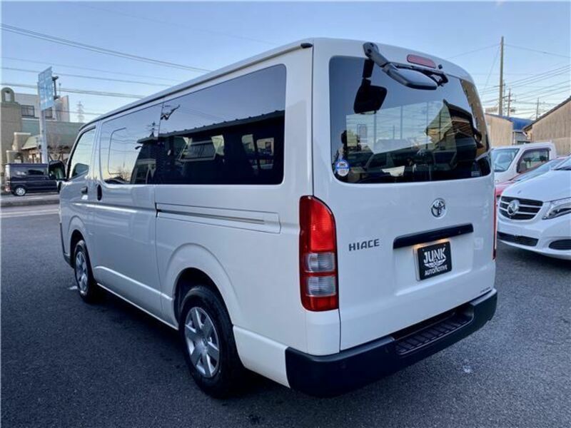 HIACE VAN