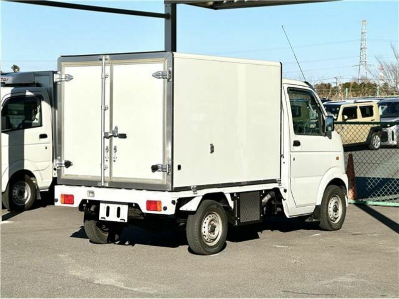 CARRY TRUCK