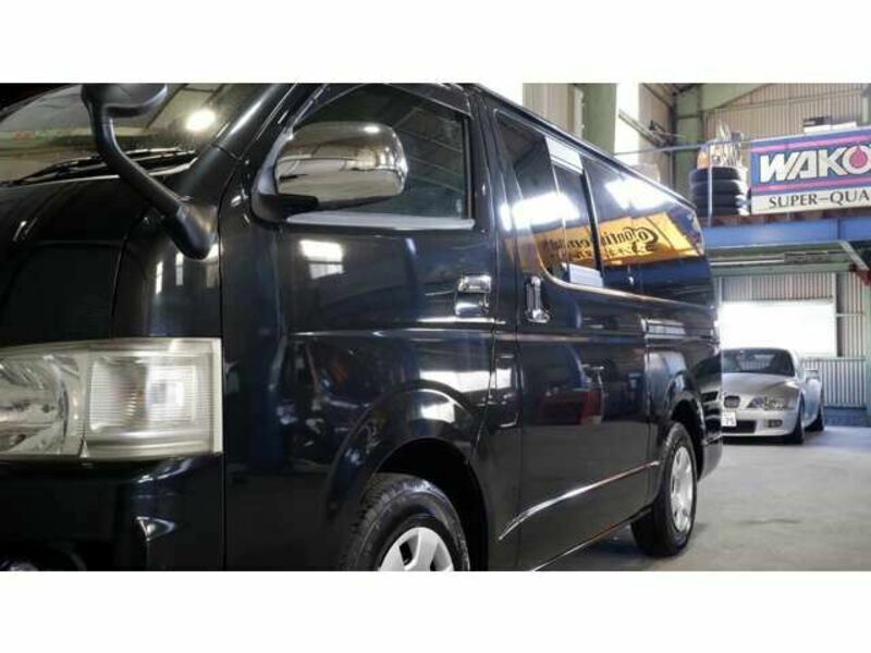 HIACE