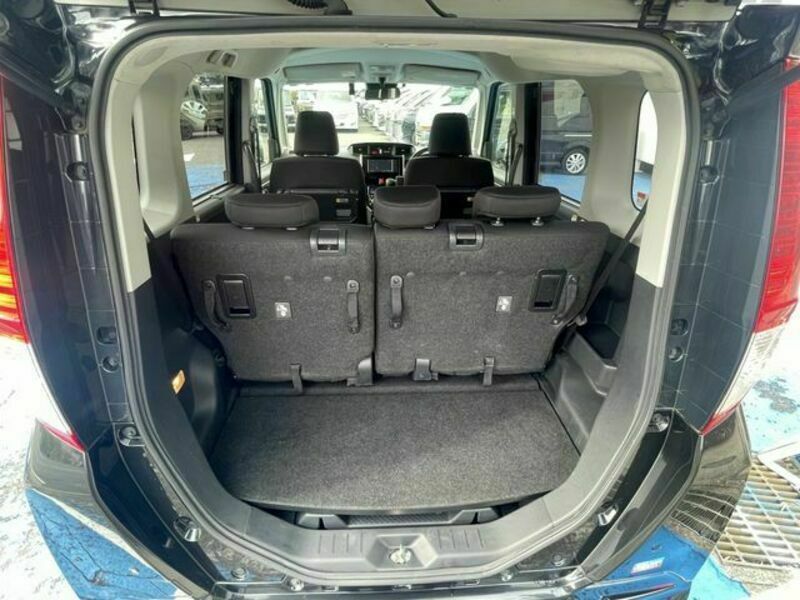 ROOMY