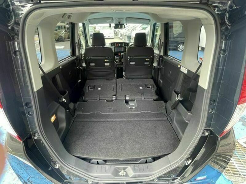 ROOMY