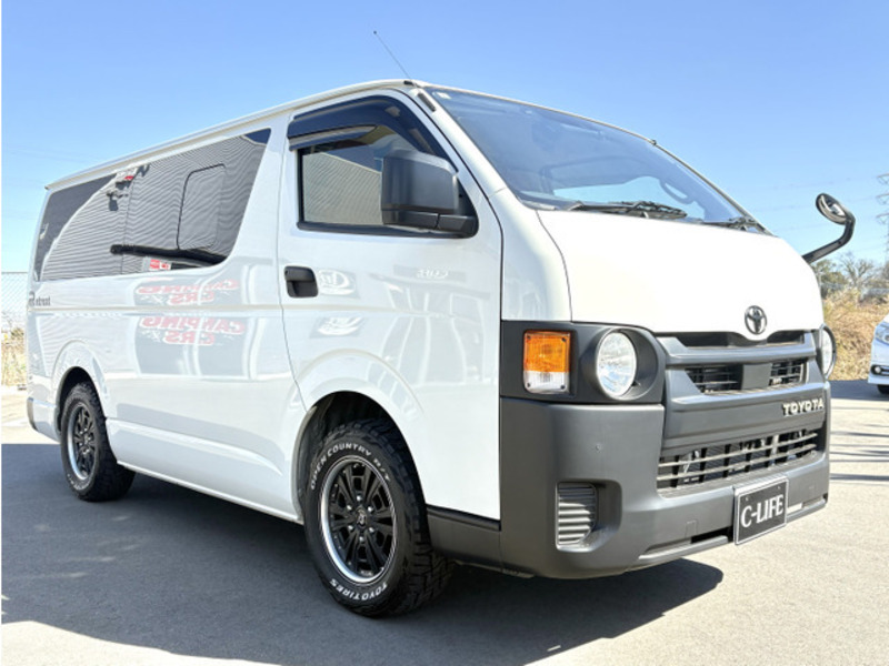 HIACE VAN