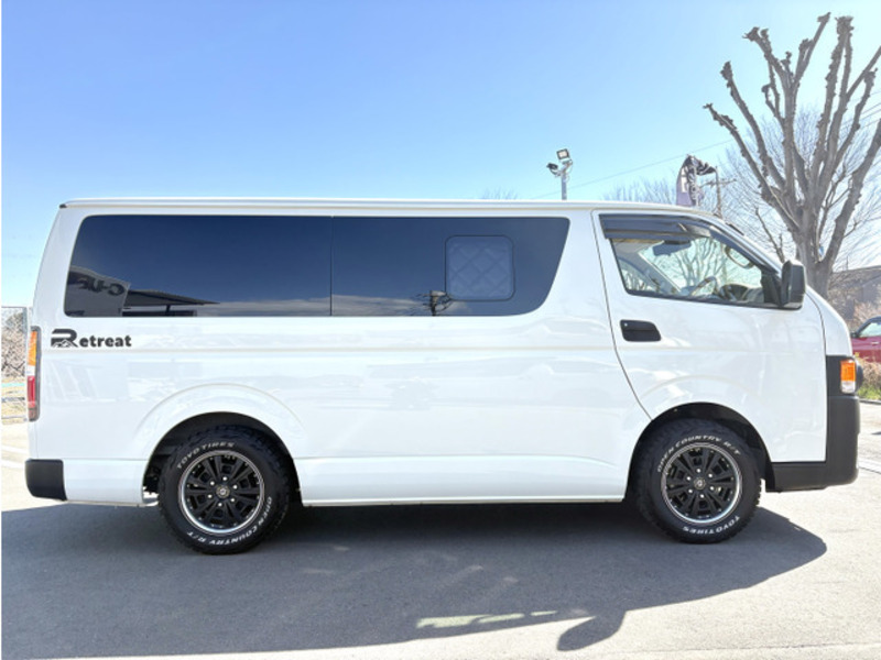 HIACE VAN