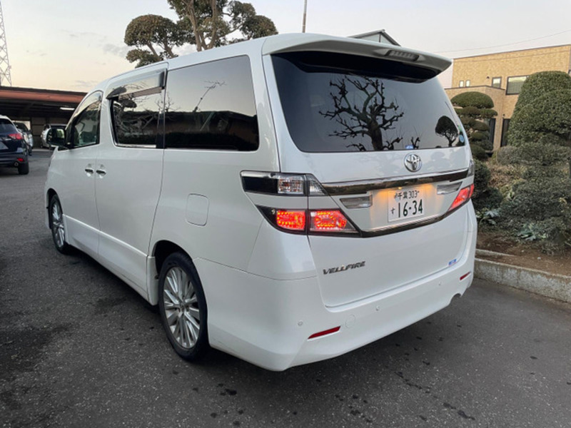 VELLFIRE