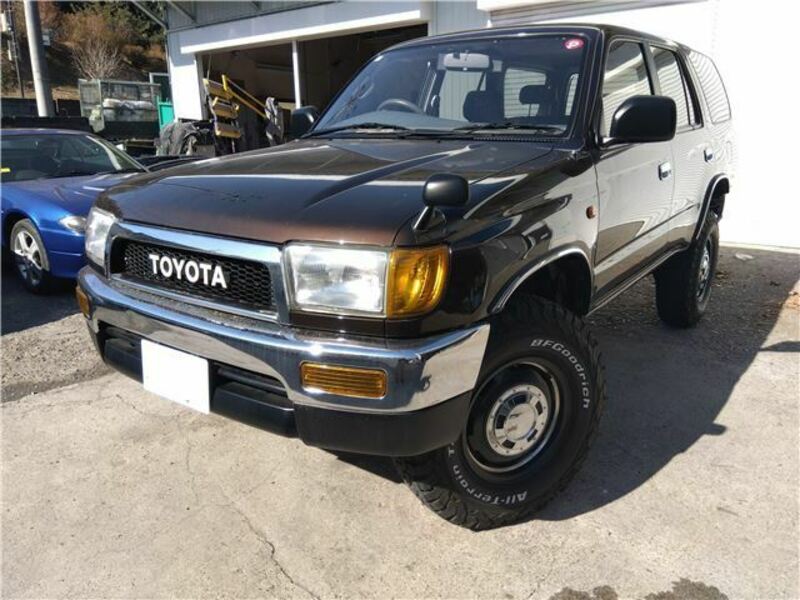 TOYOTA HILUX SURF