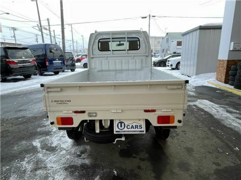 MINICAB TRUCK