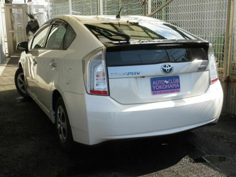 PRIUS PHV