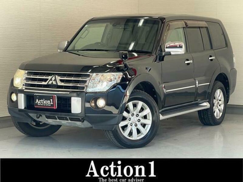 MITSUBISHI PAJERO