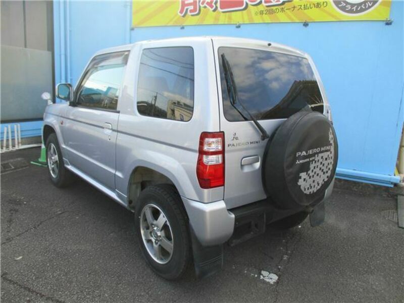 PAJERO MINI