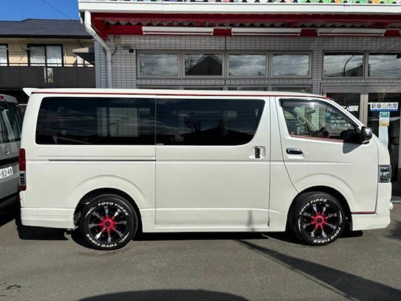 HIACE VAN