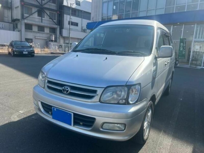 TOYOTA TOWNACE NOAH