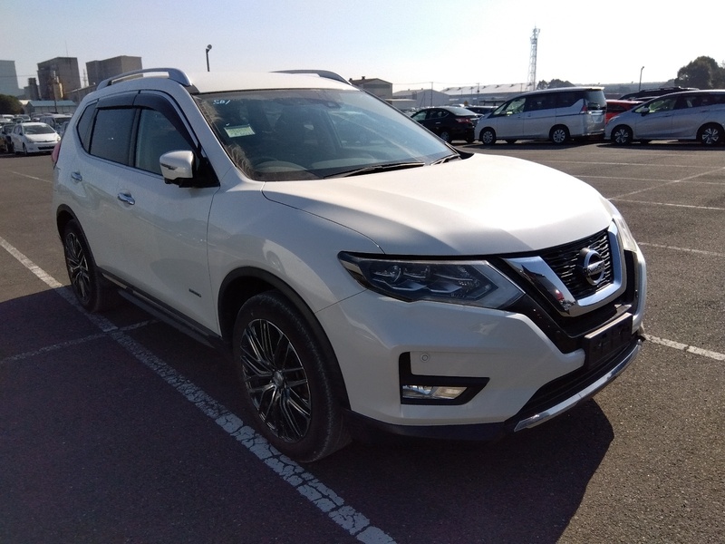 X-TRAIL