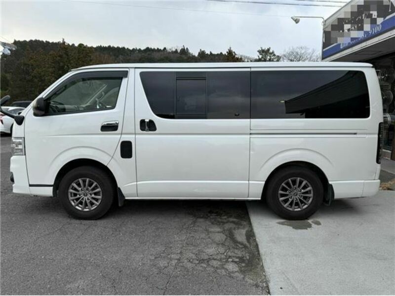 HIACE