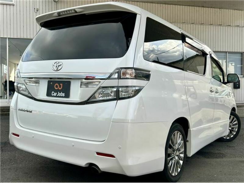 VELLFIRE