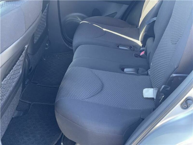 RAV4-9