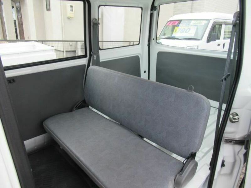 MINICAB VAN