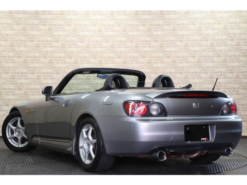 S2000