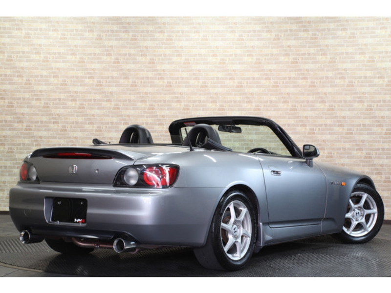 S2000