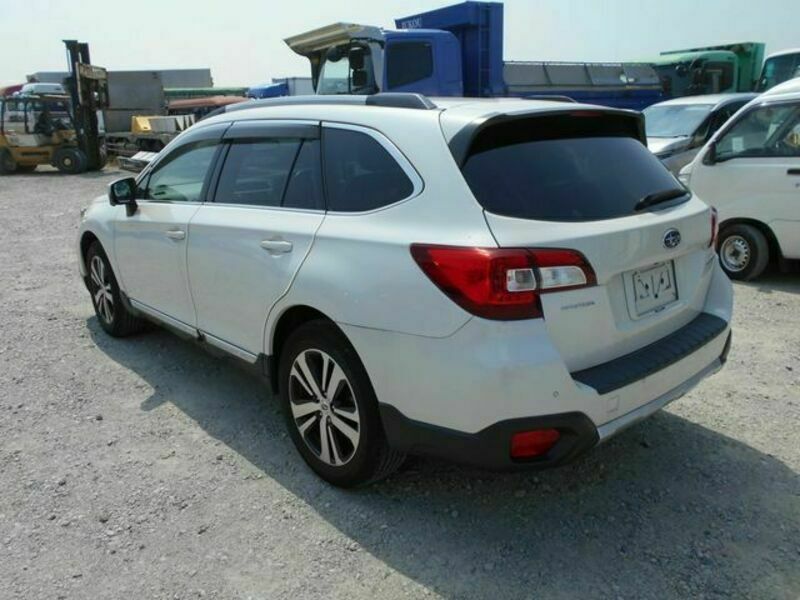 LEGACY OUTBACK