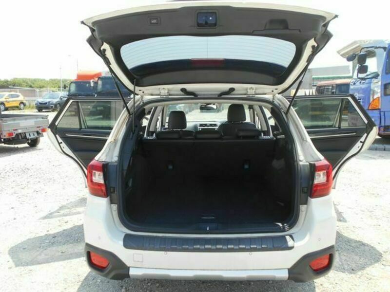 LEGACY OUTBACK