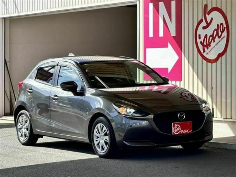 MAZDA2