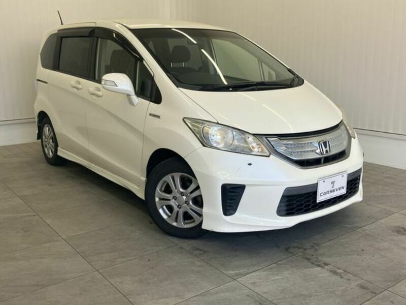 HONDA FREED HYBRID