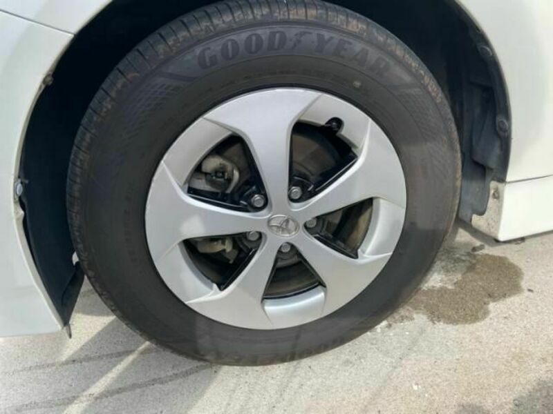 PRIUS-5