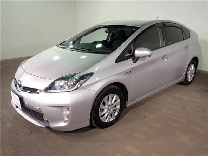 PRIUS PHV