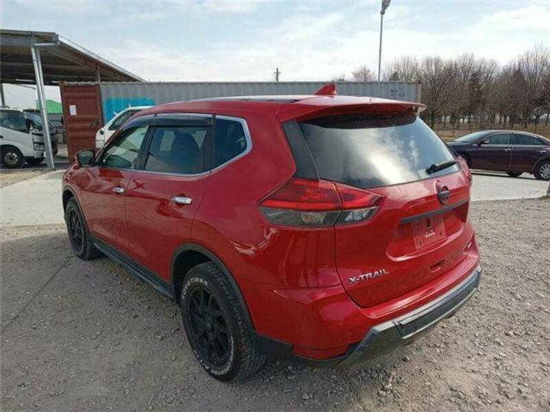 X-TRAIL